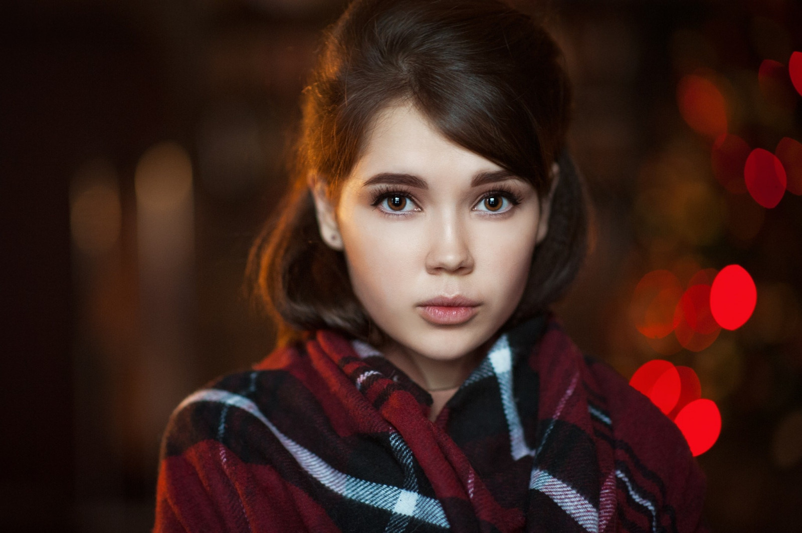 tvář, ženy, model, portrét, hloubka pole, Červené, fotografování, Maxim Maximov, móda, vlasy, Ekaterina Ermakova, Osoba, dívka, krása, usměj se, oko, žena, dáma, účes, portrétní fotografie, focení, hnědé vlasy