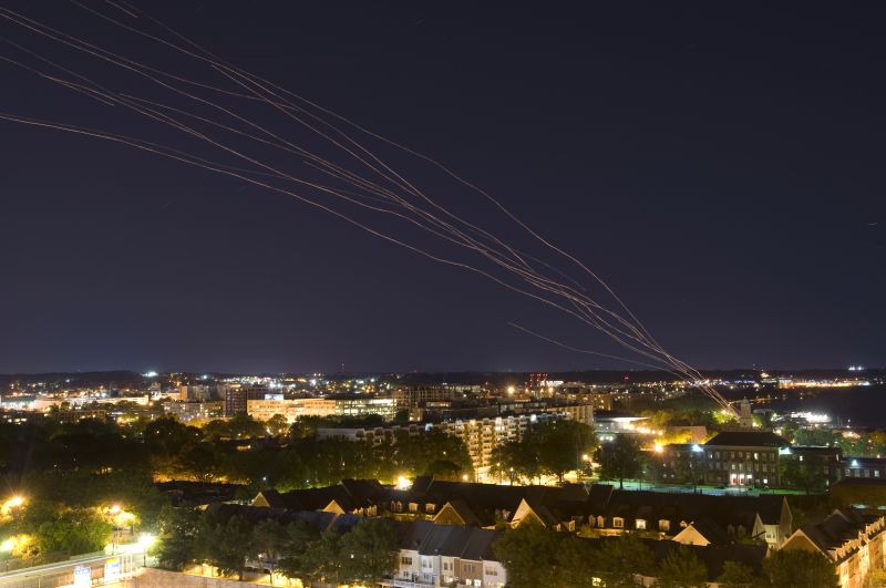 cielo, noche, ciudad, Cuerpo de agua, Paisaje urbano, área urbana