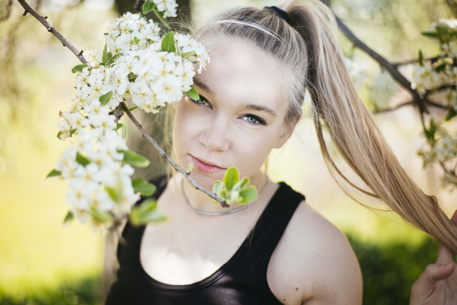 portrét, blondýnka, oči, milovat, fotografování, šaty, žlutý, modrý, tenký, rty, bledý, jaro, Osoba, kůže, tichý, světlo, měkký, dítě, den, květ, f18, dívka, krása, fotografie, žena, dáma, nevěsta, fotografie, digitální, přítel, půvabný, projekt, jako, D610, tento, portrétní fotografie, focení, včera