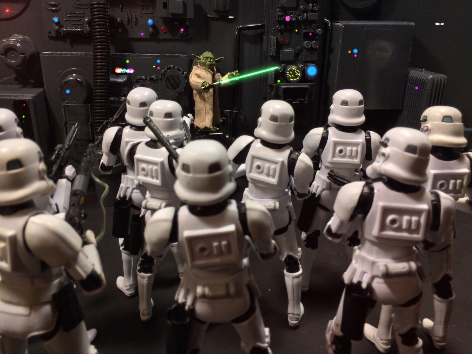 Černá, robot, prostor, technika, Jedi, Šavle, stormtrooper, Yoda, Hračka, stroj, Mistr, DIO, Zvyk, světlo, postava, akce, hvězda, 6, série, hvězdné války, boj, šest, série obrazů, mecha, války, akční figurka, palec, HASBRO, starwarsblackseries, starwarsdiorama, blackseriesdiorama, Toolddarksidetattoo