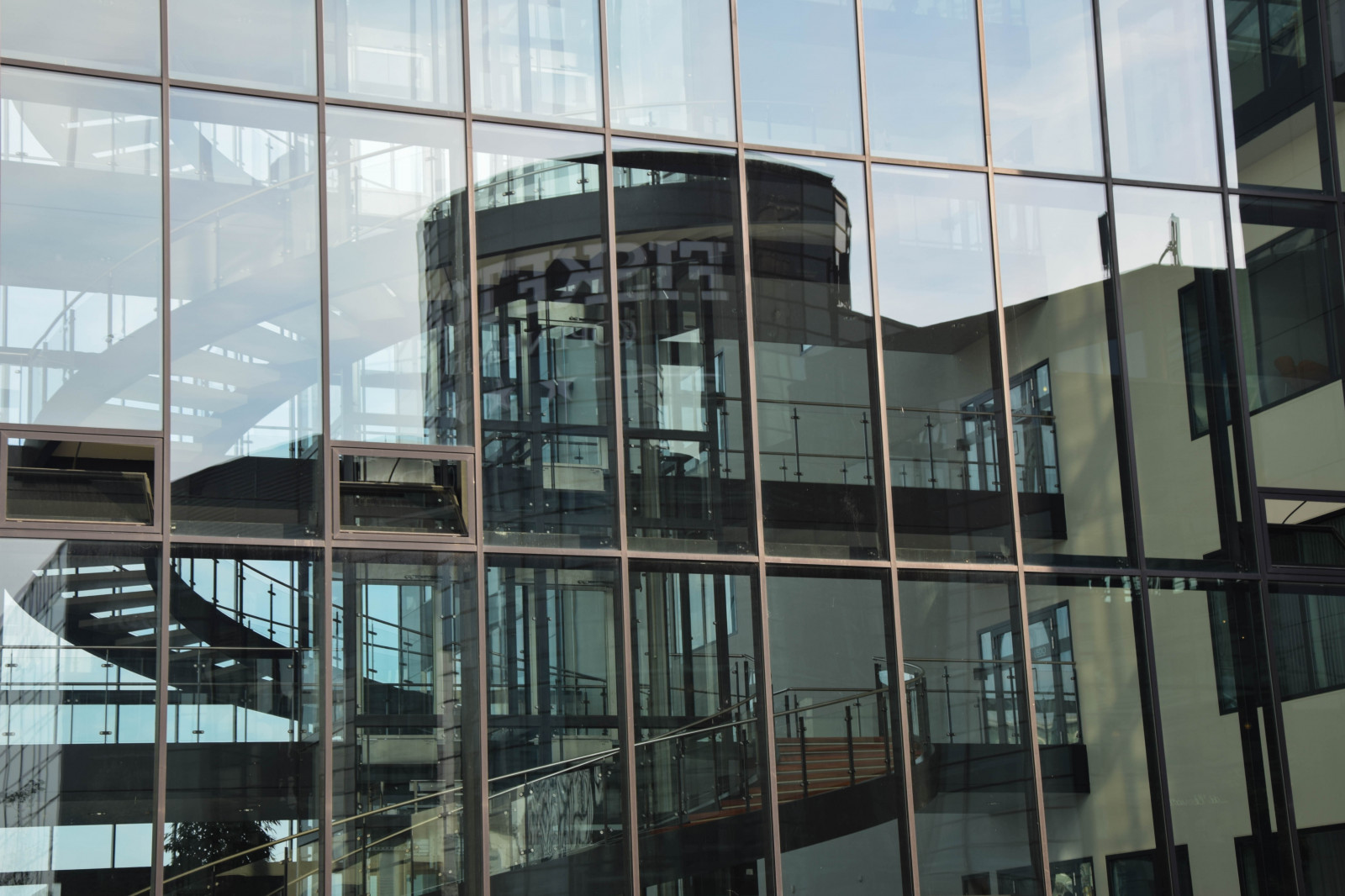 finestra, città, architettura, acqua, costruzione, riflessione, cielo, bicchiere, ponte, Danimarca, struttura, Copenhagen, spegling, islandsbrygge, buidlings, Sydhavnen, Fisketorvet, havneholmen, facciata, quartier generale, impianto sportivo