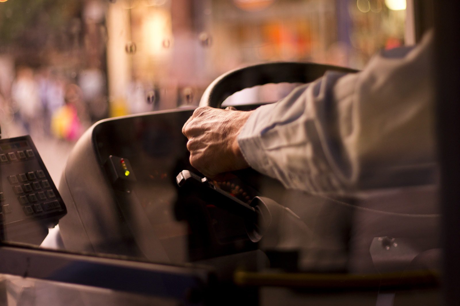 silnice, ulice, město, stromy, Červené, městský, autobus, strom, zelená, Londýn, domů, kolo, jízdní kolo, žlutý, práce, Taška, fotografování, polévka, Šedá, Řídit, řidičský, bulvár, cyklista, ruka, Pohled, otvor, čas, boční, hlavní, Pracovní, dekorace, děje, mario, že jo, cestující, hrnec, motorka, cyklus, Oxford, realita, Řidič, cyklista, Cestující, vlevo, odjet, práce, výmol, Domů, Soupeři, Soupermario