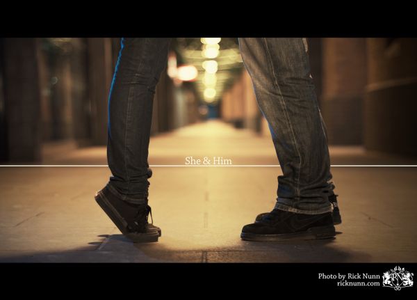 street,cute,night,shoes,affection,bokeh