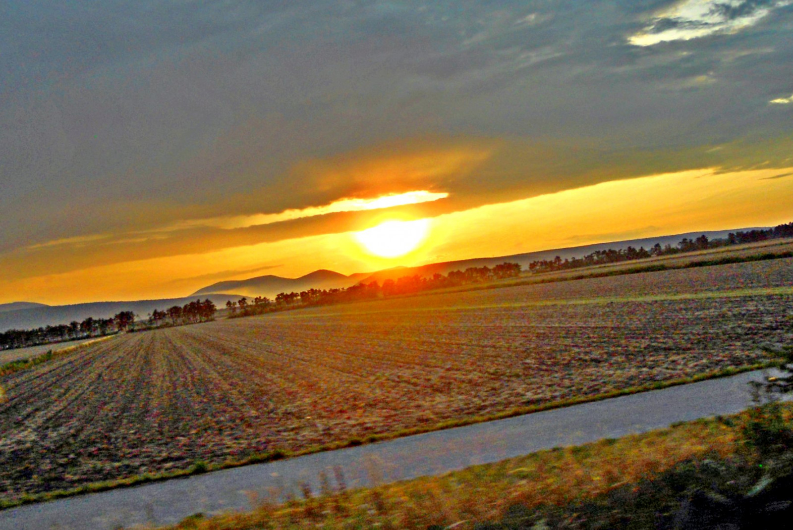 luce del sole, paesaggio, montagne, tramonto, mare, natura, puntellare, campo, spiaggia, Alba, sera, mattina, costa, Sole, orizzonte, estate, crepuscolo, Austria, leggero, nube, colori, alba, loweraustria, ultimi bagliori, summer2011, sunsetsunrisecolorsjuly2012