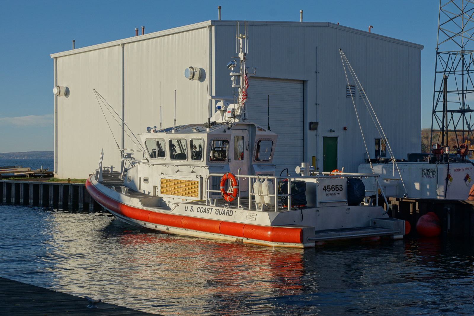 loď, loď, voda, přístav, Sony, dok, Wisconsin, trajekt, přístav, plavidlo, kanál, A77, rybářské plavidlo, remorkér, výzkumné plavidlo, motorová loď, wi, Hořejší jezero, rybářský trauler, těžký výtah lodě, Bayfield, Minntrip, water transportation, survey vessel