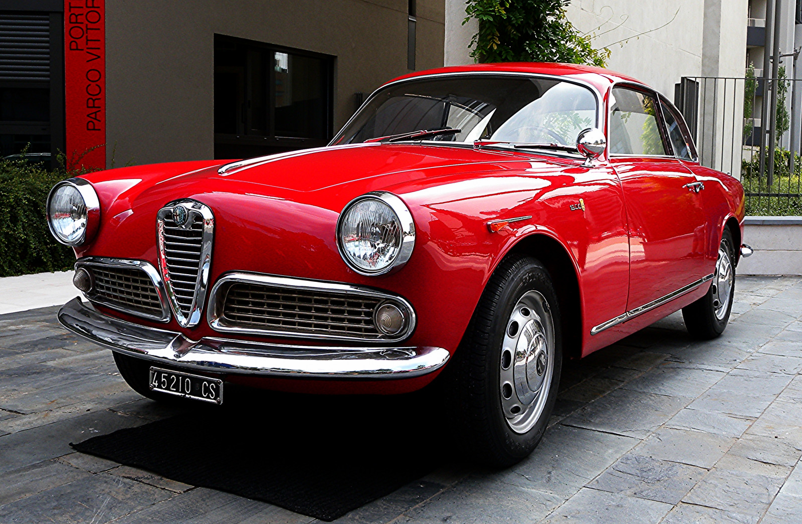 Nikon, Italia, Milano, coolpix, alfa, Alfa Romeo, lombardia, Giulietta, 2016, nikoncoolpix, portello, noreflex, scuderiadelportello, P6000, giuliettasprint, alfaromeomilano, nikonp6000, nikoncoolpixp6000, coolpixp6000, Marioghezzi, alfaromeoportello, giuliettasprint1600