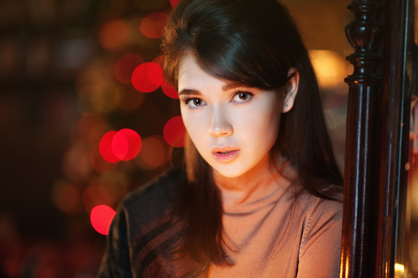 ใบหน้า, ผู้หญิง, โมเดล, แนวตั้ง, ความลึกของสนาม, สีแดง, การถ่ายภาพ, แต่งตัว, ผมสีดำ, Maxim Maximov, แฟชั่น, ผม, Ekaterina Ermakova, คน, ร้องเพลง, สี, หญิงสาว, ความงาม, ตา, ผู้หญิง, ผู้หญิง, ทรงผม, การถ่ายภาพ, ผมสีน้ำตาล