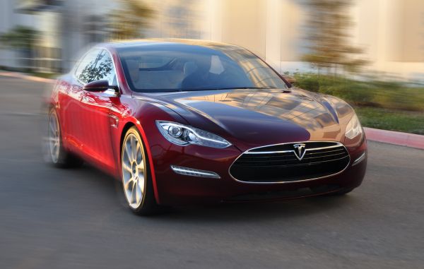 car,vehicle,performance car,Sedan,electric car,2012