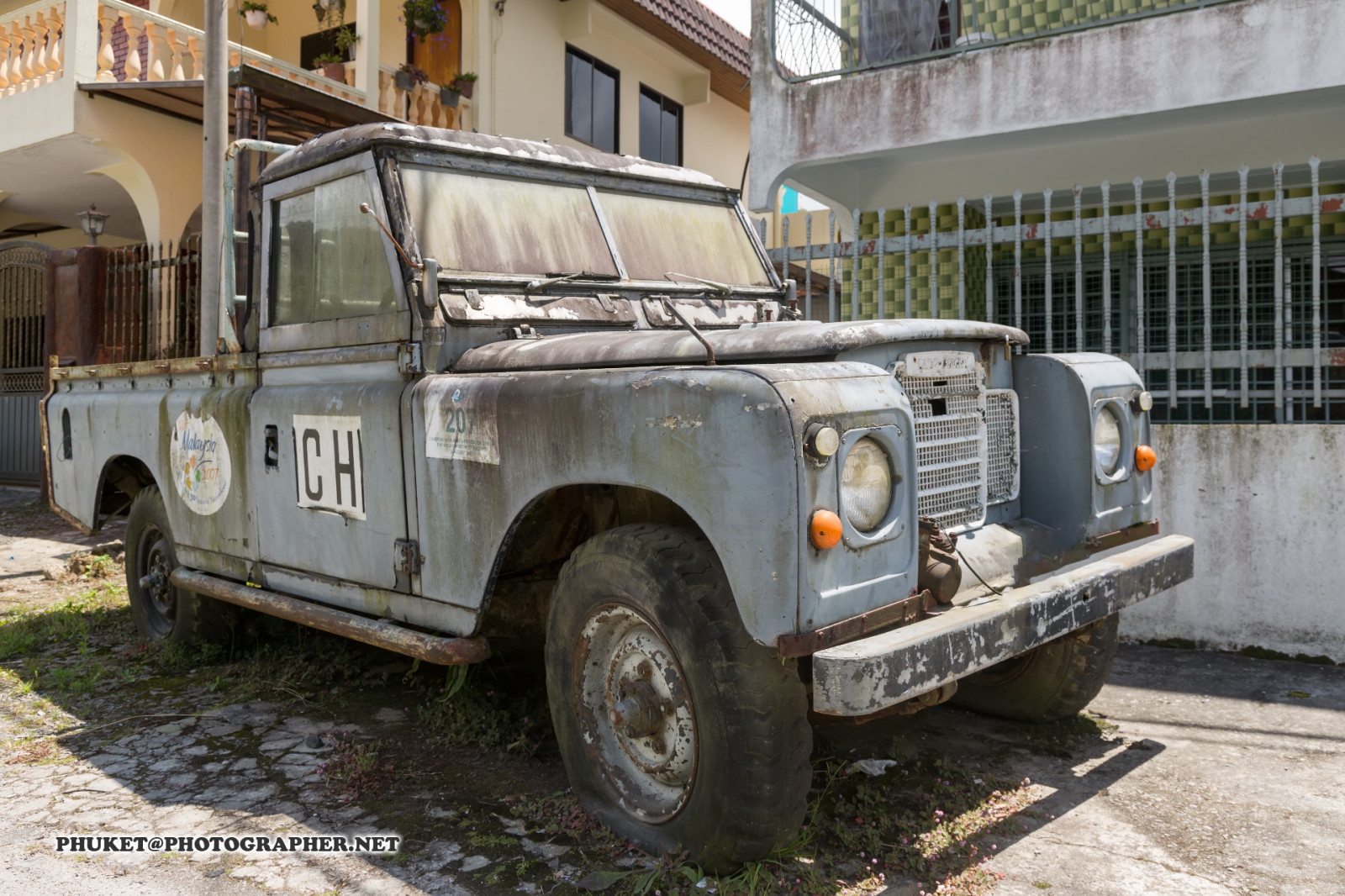alt, Garten, Hügel, See, Wasser, Auto, rot, Gras, Himmel, Motorrad, Fahrzeug, Straße, Wolken, Grün, blau, Küste, tropisch, Insel, Honda, Malaysia, Fahrt, hell, LKW, Rover, SUV, Symbol, Land Rover, Farbe, Wolke, Tag, Berg, Blume, Rad, alter Stil, Oberfläche, Standpunkt, Land, Phuket, Moto, Cameron, Hochland, Phuketischen, Lr, Landrover, Verteidiger, Provinz, Penang, Georgetown, Pcx, Tropisch, schlau, Landfahrzeug, Automotive außen, Automobil machen, Luxusfahrzeug, Stoßstange, Sport Nutzfahrzeug, Militärfahrzeug, Off roading, Geländewagen, Land Rover Serie, Land Rover Verteidiger