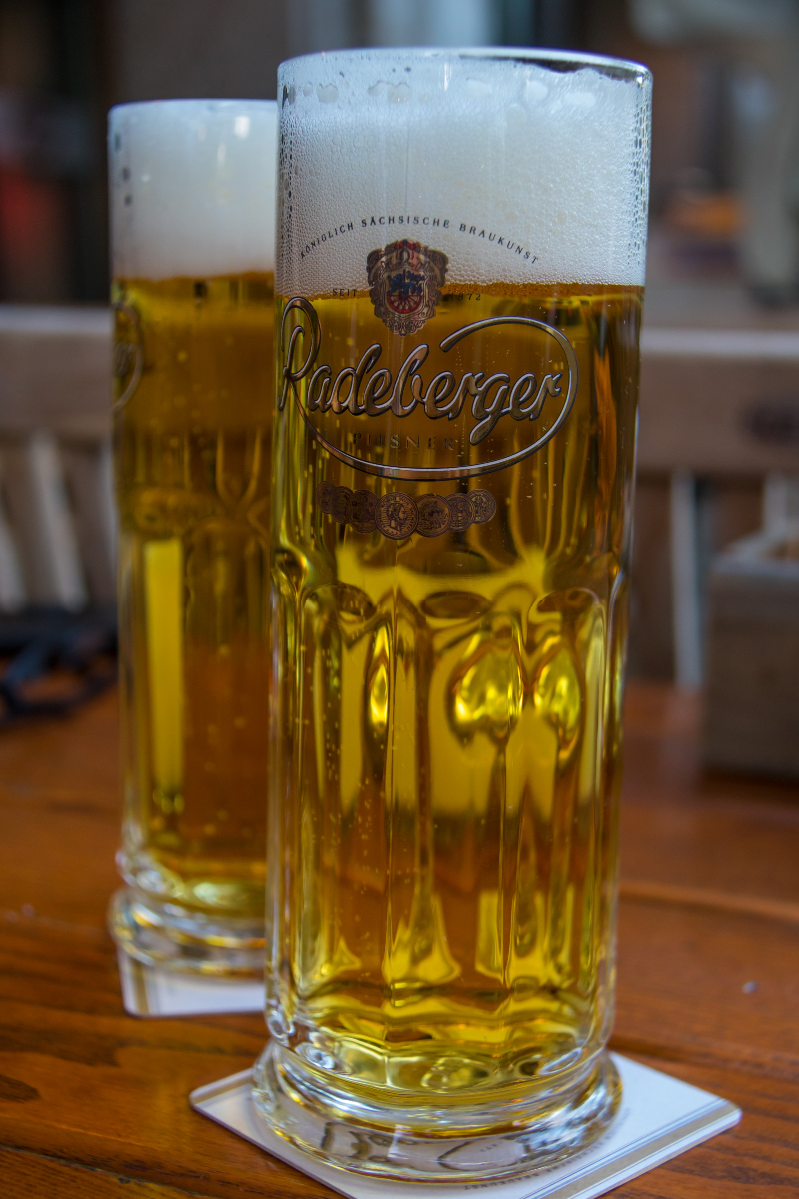 žlutý, napít se, Německo, sklenka, pivo, whisky, Berlín, l, láhev, Německo, deutschland, radenburger, destilát, likér, alkoholický nápoj, pinta nás, Sklenice, Pivní sklo, pivní sklo