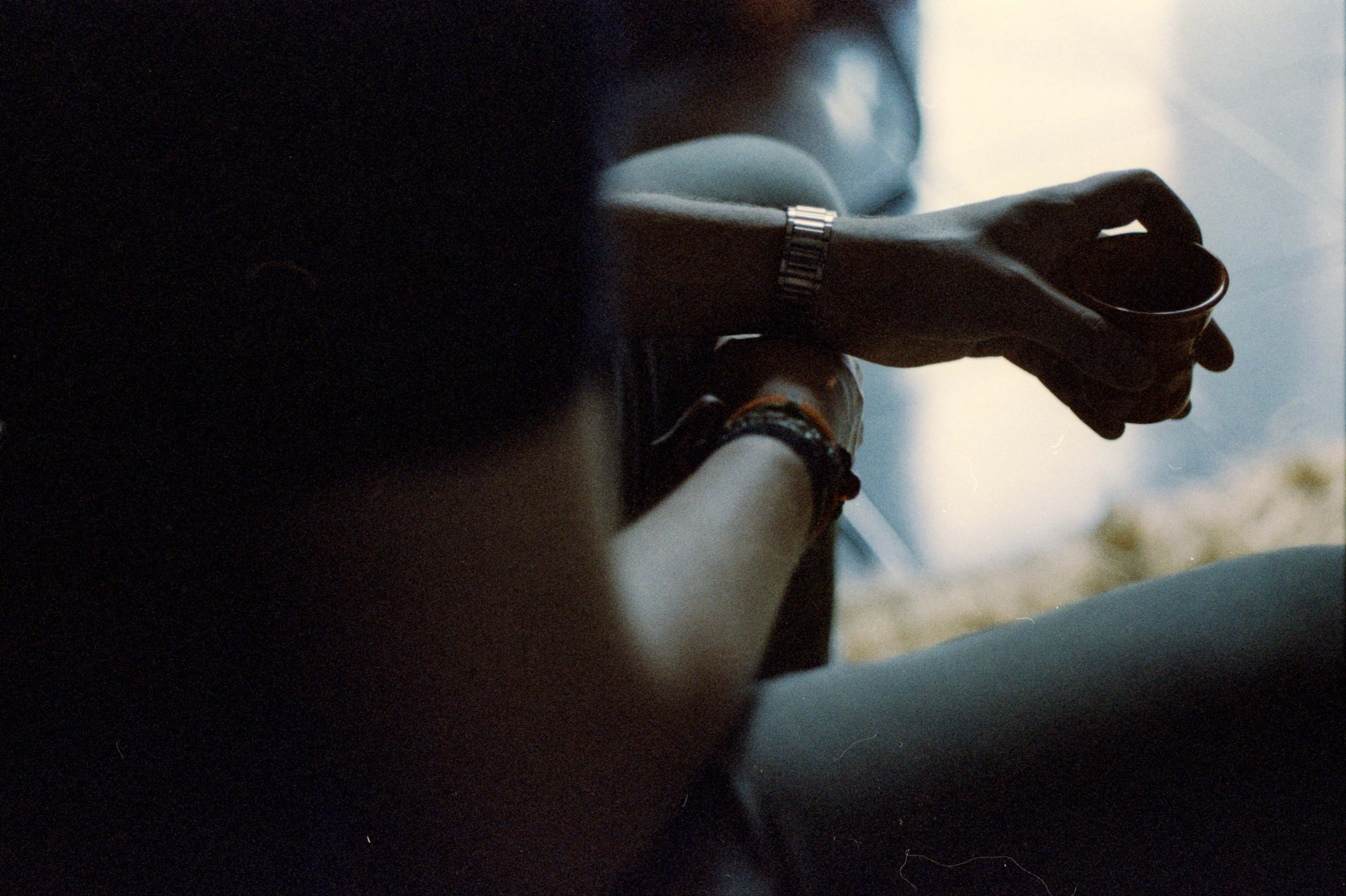 lidé, ruce, Itálie, milovat, nebe, fotografování, Dům, káva, Kánon, vinobraní, emoce, italština, úhel, Mládí, 2014, 50mm, chlapec, fotografie, Italia, muž, ruka, retro, mladý, analogový, barvy, domů, film, tma, sud, C41, expiredfilm, foto, cítit, fotografia, colori, Kampánie, provincia, casa, vášeň, prošlý, amore, milenec, mani, emozione, analogový, a1, Agfa, vy, Irpinia, Italové, giovane, pellicola, střelná zbraň, analogica, přítel, uomo, caffe, passione, Particolare, rozvíjet, Tetenal, agfacolor, ragazzo, út, canona1, sviluppo, rullino, Montella, fidanzato, particulat, gunshot