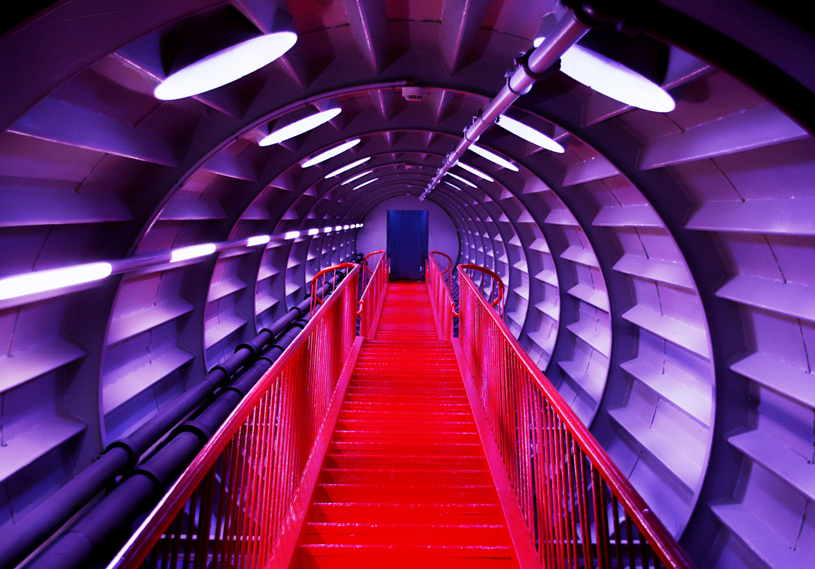 arkitektur, rød, lilla, symmetri, blå, trappe, tunnel, Belgien, metropol, struktur, Bruxelles, Atomium, lys, belysning, flickraward, euro, arquitectura, belgique, bruxelles, computer tapet, belgia, Belgica, bruselas, Brusel les