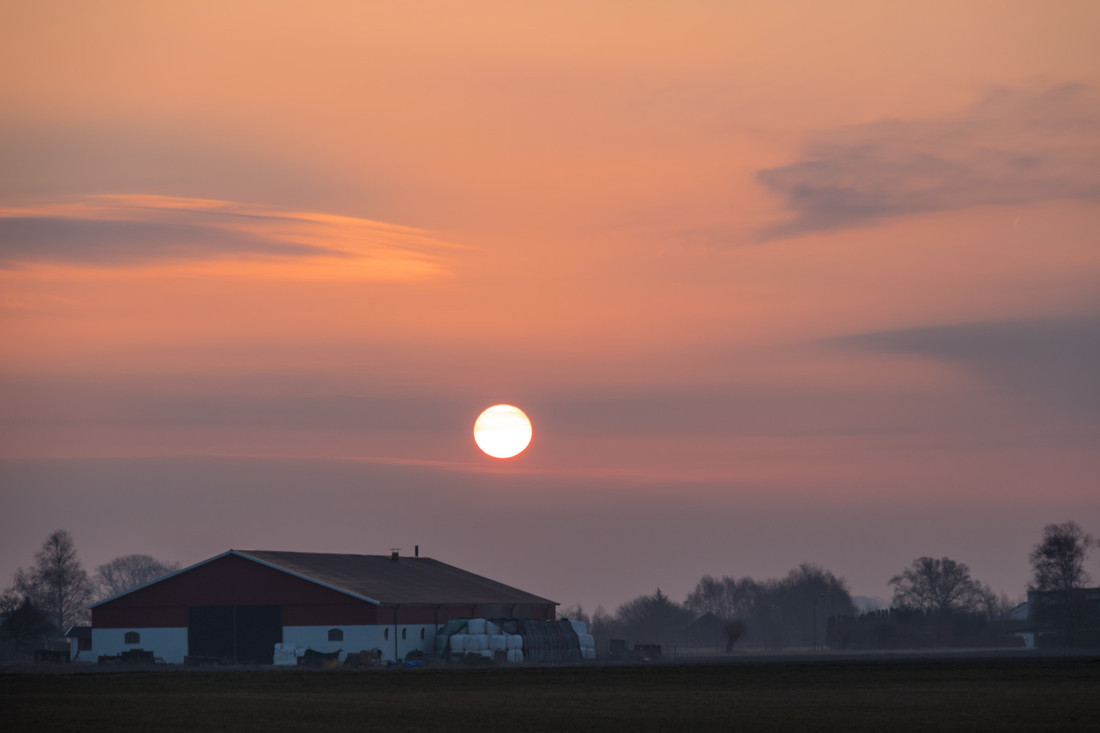luce del sole, paesaggio, tramonto, cielo, Alba, sera, mattina, Sole, orizzonte, atmosfera, crepuscolo, nube, alba, himmel, campagna, landsbygd, soluppg ng, s dersl TT, Landskap, Gryning, Morgon, fenomeno atmosferico, atmosfera della terra, ultimi bagliori, oggetto astronomico, cielo rosso al mattino