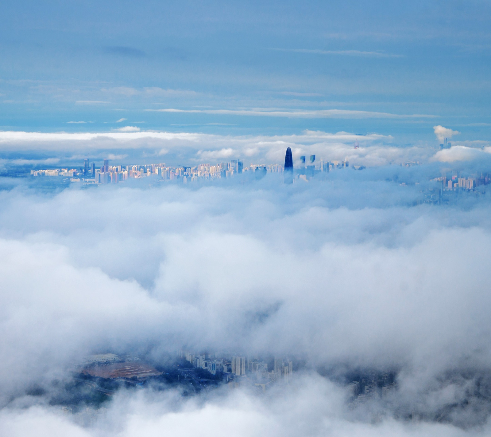 바다, 하늘, 눈, 구름, 마천루, 아침, 안개, 수평선, 분위기, 북극, 안개, 구름, 안개, 산, 날씨, 새벽, 웨이브, 대기 현상, 지구의 분위기, 산맥, 기상 현상, 적운