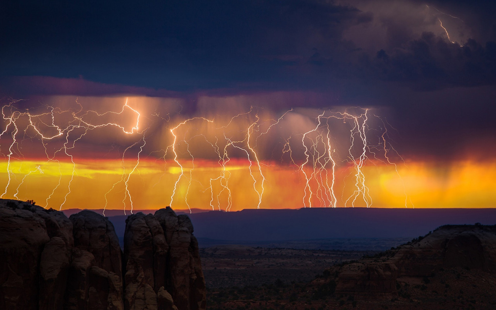 landskab, nat, himmel, lyn, storm, aften, horisont, atmosfære, torden, lyn, Sky, tordenvejr, 1920x1200 px, geologisk fænomen, meteorologisk fænomen, fænomen
