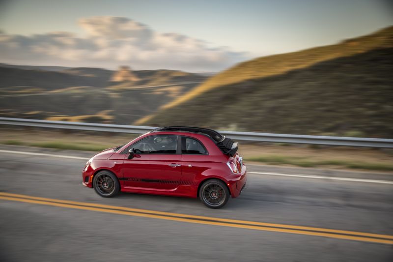 auto, vozidlo, Abarth, netcarshow, netcar, řidičský auto, vozidlo, Abarth, netcarshow, netcar, řidičský