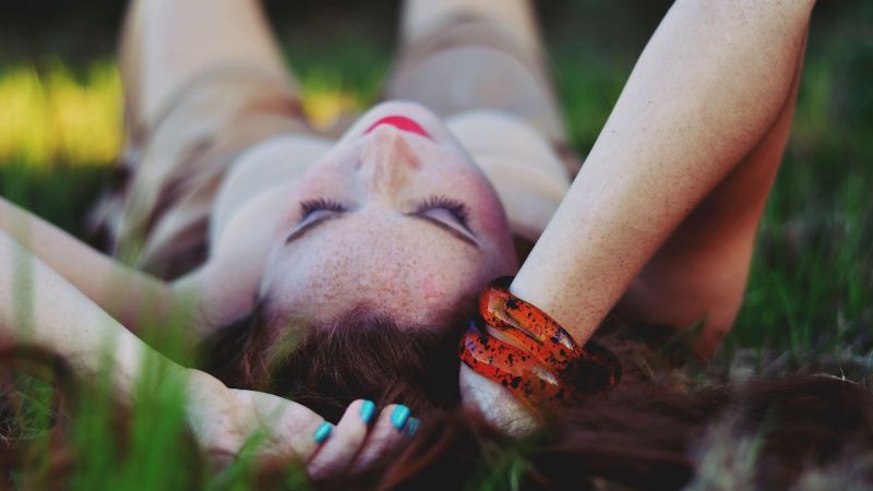 donne, profondità di campo, erba, bracciali, verde, fotografia