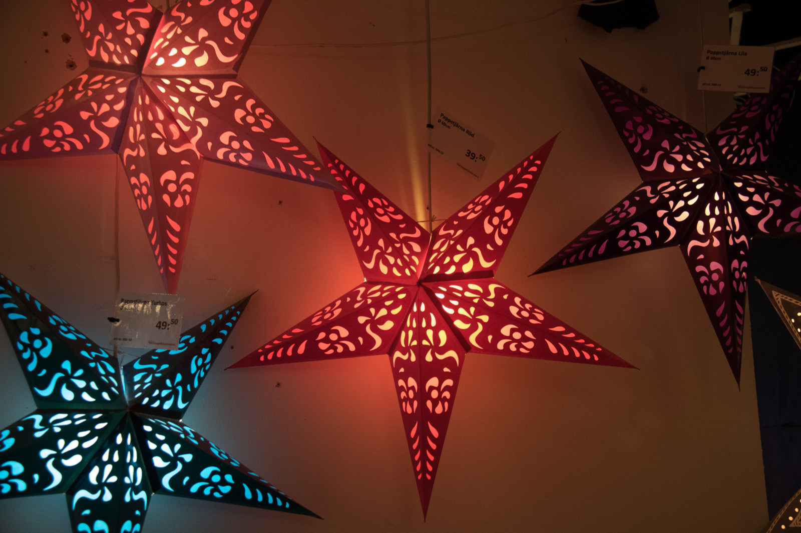 Symmetrie, Glas, Muster, Weihnachtsbaum, Weihnachten, Weihnachtsbeleuchtung, Dekorationen, KUNST, Licht, Weihnachten, Rad, Jul, Star, Entwurf, Exif Modell canoneos760d, Geocountry, Kamera macht canon, Geocity, Kameramodell canoneos760d, Geostate, Geolocation, Exif linse efs18200mmf3556is, Exif machen canon, Exif Blende 40, Exif focallength 35mm, Exif isospeed 2000, Belysning, Vellinge, Vellingeblomman, Dekorationer, Weihnachtsdekoration