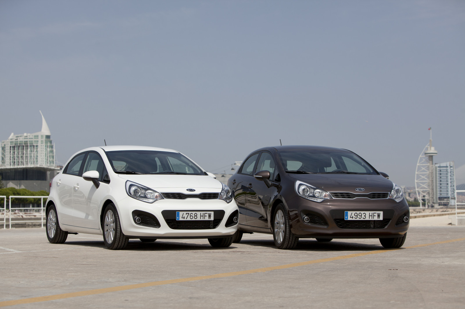 auto, vozidlo, 2013, Kia, netcarshow, netcar, obrázky vozidel, photo auto, Rio, pozemní vozidla, automobil make, rodinný vůz, kompaktní vůz, městské auto, subcompact auto, hatchback