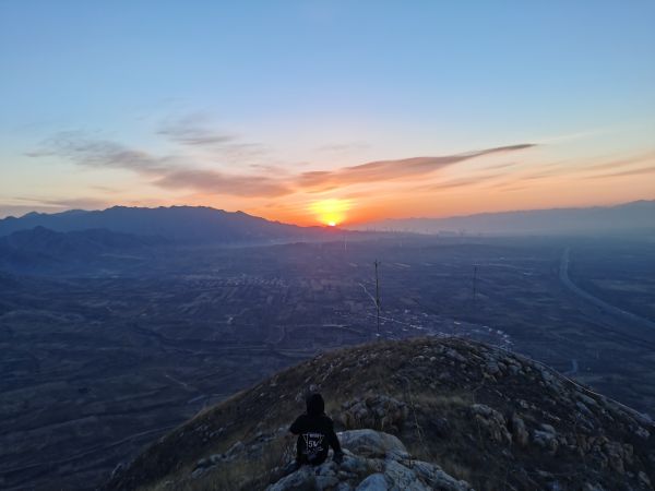 sunrise,mountain pass