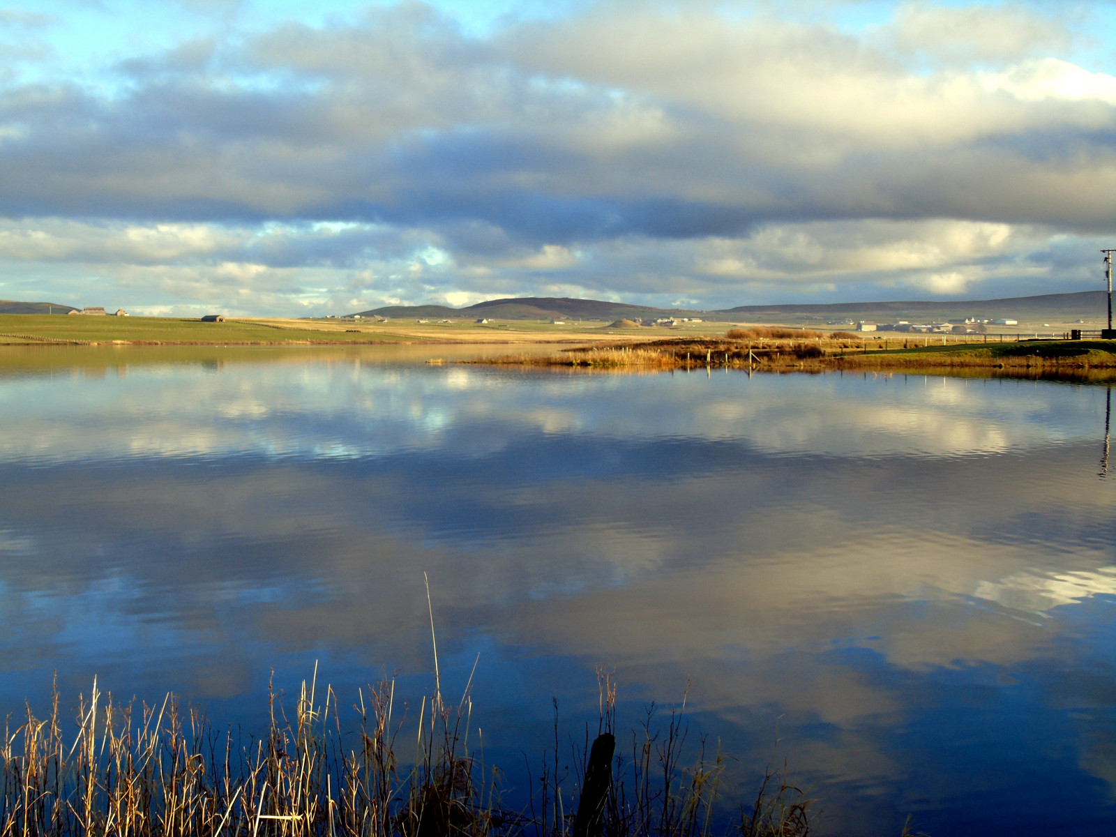 แสงแดด, แนวนอน, พระอาทิตย์ตก, ทะเล, อ่าว, ทะเลสาบ, น้ำ, ธรรมชาติ, ฝั่ง, การสะท้อน, ท้องฟ้า, สกอตแลนด์, พระอาทิตย์ขึ้น, สีน้ำเงิน, ตอนเย็น, เช้า, แม่น้ำ, ขอบฟ้า, โซนี่, เกาะ, พลบค่ำ, พื้นที่ชุ่มน้ำ, เมฆ, สวย, ทัศนียภาพ, ยังคง, รุ่งอรุณ, อ่างเก็บน้ำ, บึง, ทะเลสาบ, ปรากฏการณ์บรรยากาศ, orkney