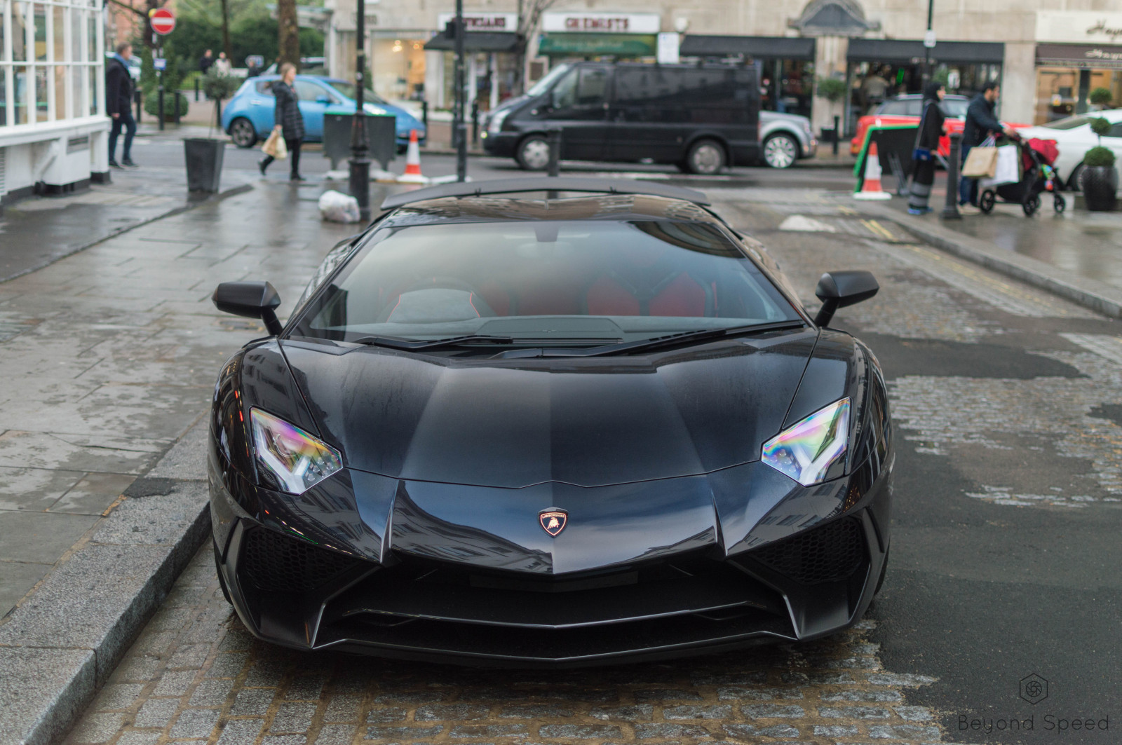 pozemní vozidla, auto, vozidlo, motorové vozidlo, superauto, sportovní auto, automobilového designu, Lamborghini, Lamborghini Aventador, výkon auta, luxusní vůz, automobilový exteriér, rodinný vůz, osobní luxusní automobil, kolo, Lamborghini Gallardo, ulice, automotive wheel system, závodní auto, městské auto, limuzína, výkonné auto