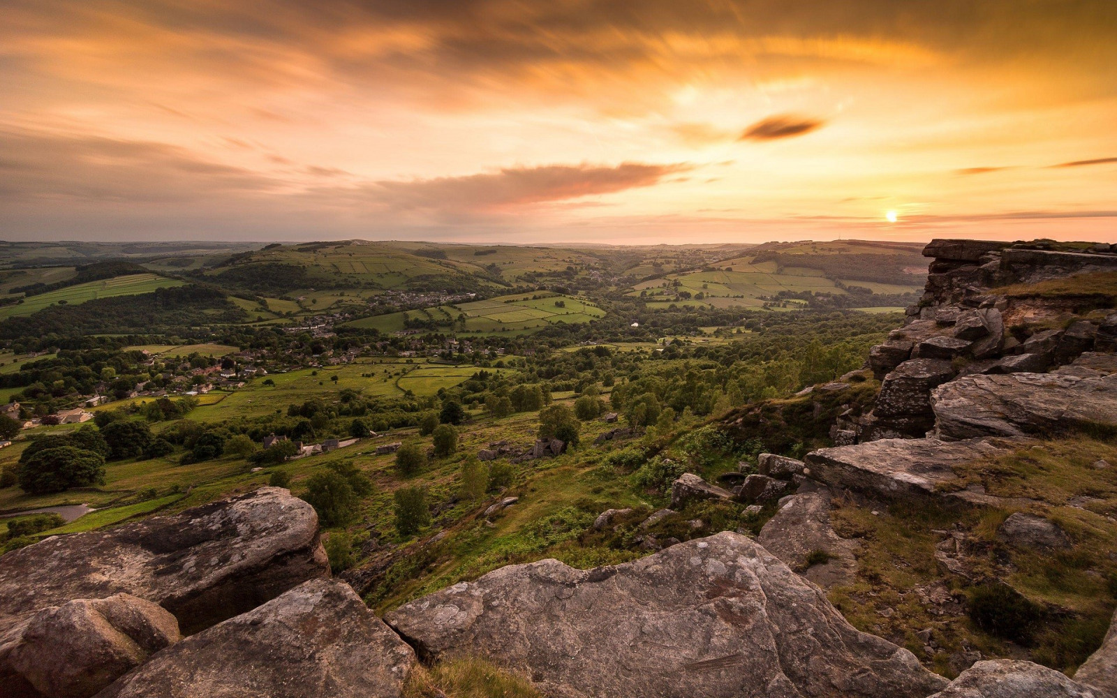 Landschaft, Sonnenuntergang, Meer, Hügel, Rock, Natur, Himmel, Feld, Hügel, Morgen, Küste, Cliff, Horizont, Tal, Wildnis, Ruinen, Plateau, Terrain, Wolke, Berg, ländliches Gebiet, Bergige landforms