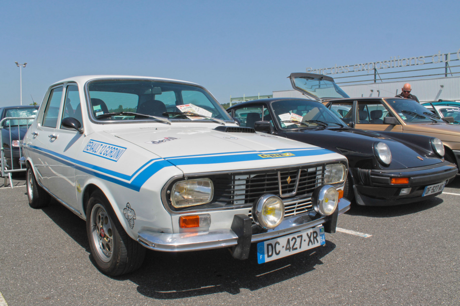 Auto, Kraftfahrzeug, Fahrzeug, Klassisches Auto, Limousine, Kompaktwagen, Rad, Familienwagen, Stadtauto