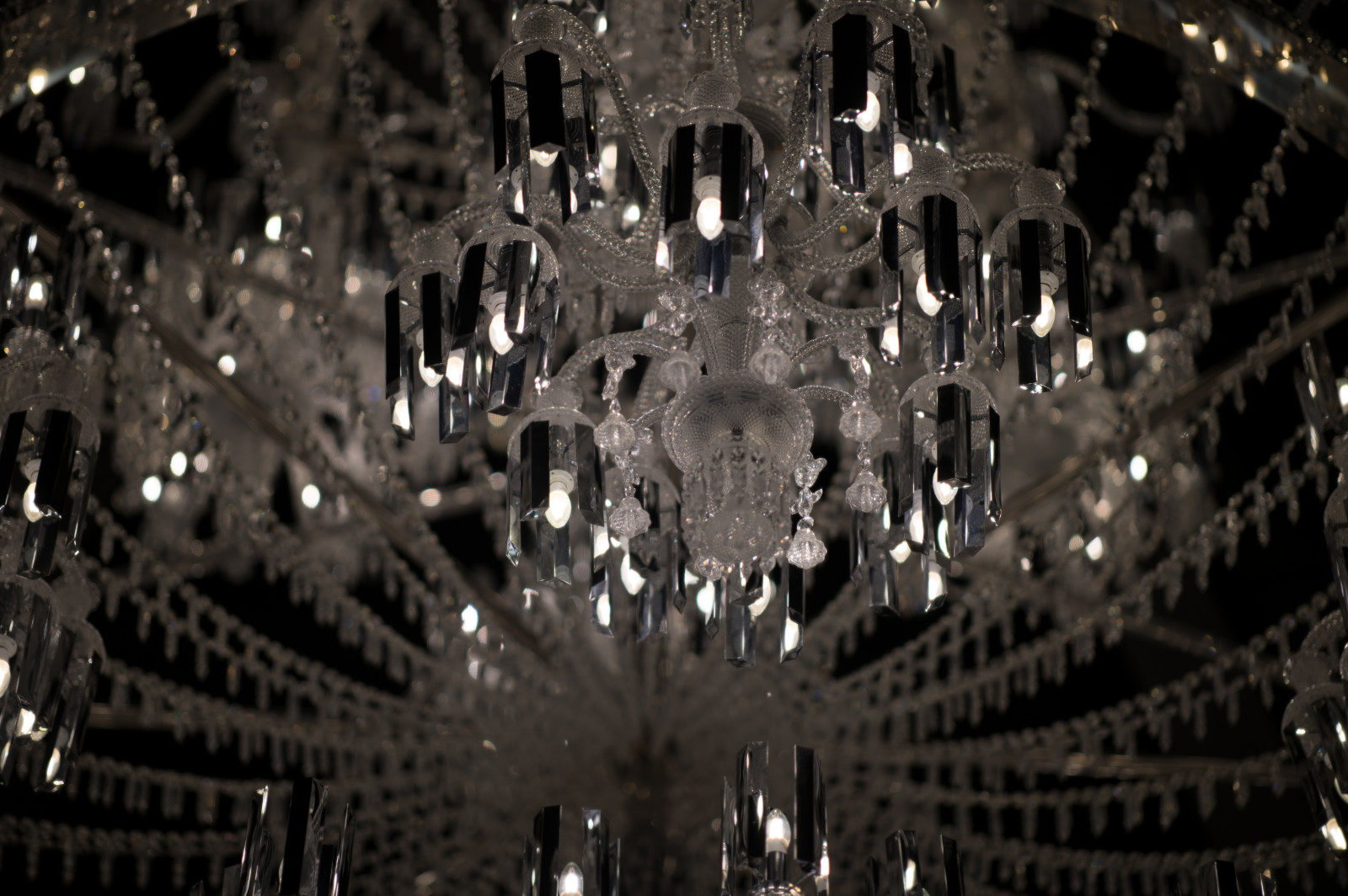 Japonsko, noc, symetrie, Nikon, Vánoční osvětlení, jp, světlo, NIKKOR, osvětlení, lustr, tma, afs105mmf14eed, afsnikkor105mmf14eed, df, vánoční dekorace, svítidlo