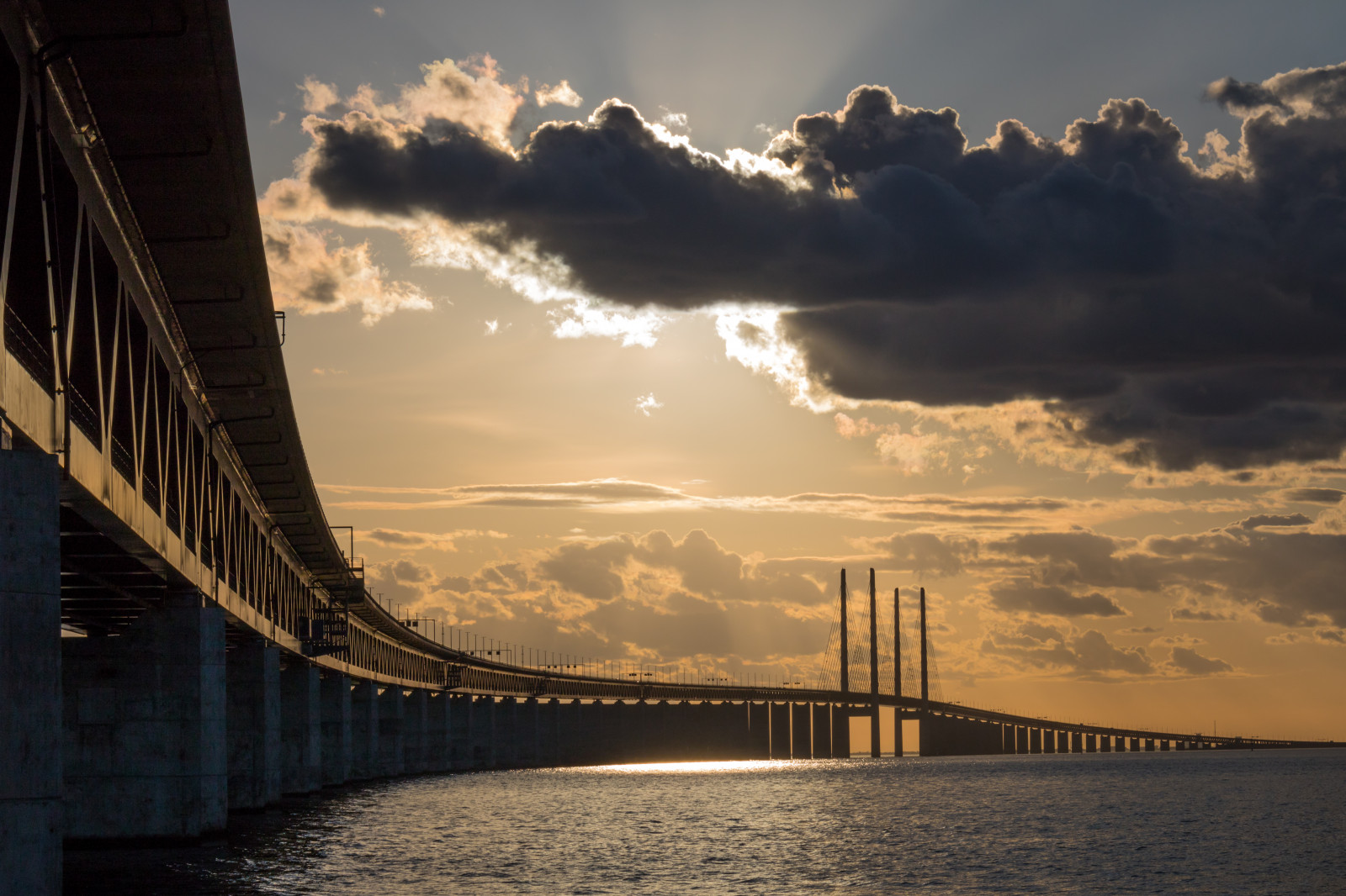 slunečnímu záření, západ slunce, moře, panoráma města, odraz, nebe, svítání, panoráma, večer, ráno, pobřeží, most, horizont, soumrak, Bro, mrak, svítání, oceán, nebe, solnedg ng, resundsbron, hav, moln, brof Stet