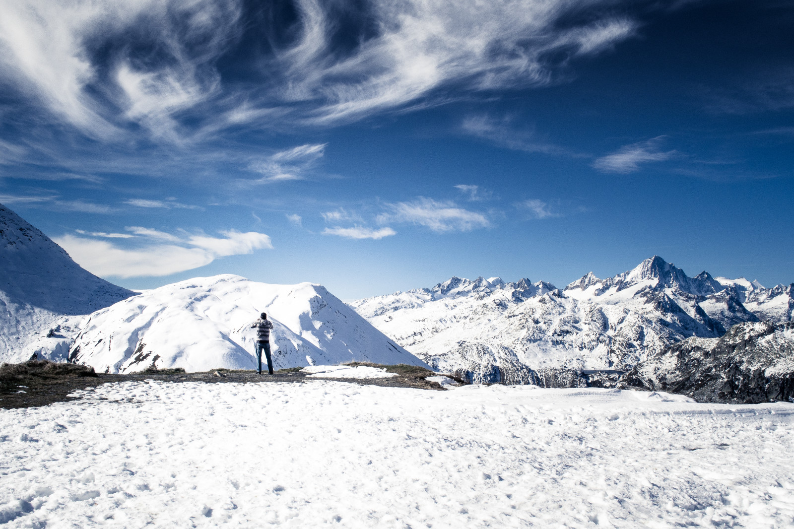říjen, hora, hory, Alpy, Příroda, Skála, kámen, krajina, Osoba, Schweiz, Švýcarsko, suisse, Džíp, Herbst, natur, pěší, Olympus, Berge, člověk, pointandshoot, Ausflug, Fels, Alpy, alpen, svizzera, Landschaft, syn, Stein, Wallis, OMD, kráčející, Gebirge, Samstag, Mensch, kovboj, honák, naturephotography, sviss, autofocus, Zwitserland, isvi re, fussg prstem, Ausfahrt, landscapephotography, MFT, outdoorphotography, EM5, Oberwald, gatogatogato, fusg prstem, micro43, microfourthirds, wwwgatogatogatoch, olympusomdem5