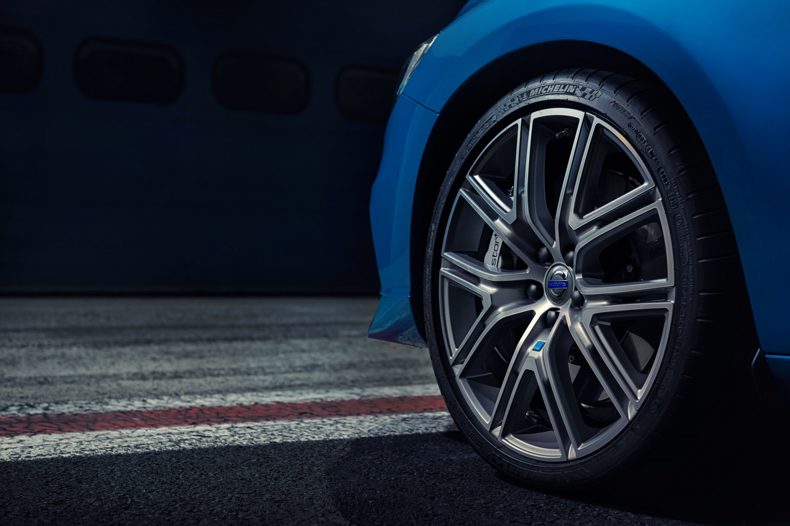 auto, BMW, vozidlo, sportovní auto, pneumatika, Volvo, netcarshow, netcar, obrázky vozidel, photo auto, 2016, kolo, okraj, superauto, V60 Polestar, automobilového designu, automobilový exteriér, automobil make, luxusní vůz, nárazník, automotive pneumatiky, výkonné auto, sportovní sedan, mluvil