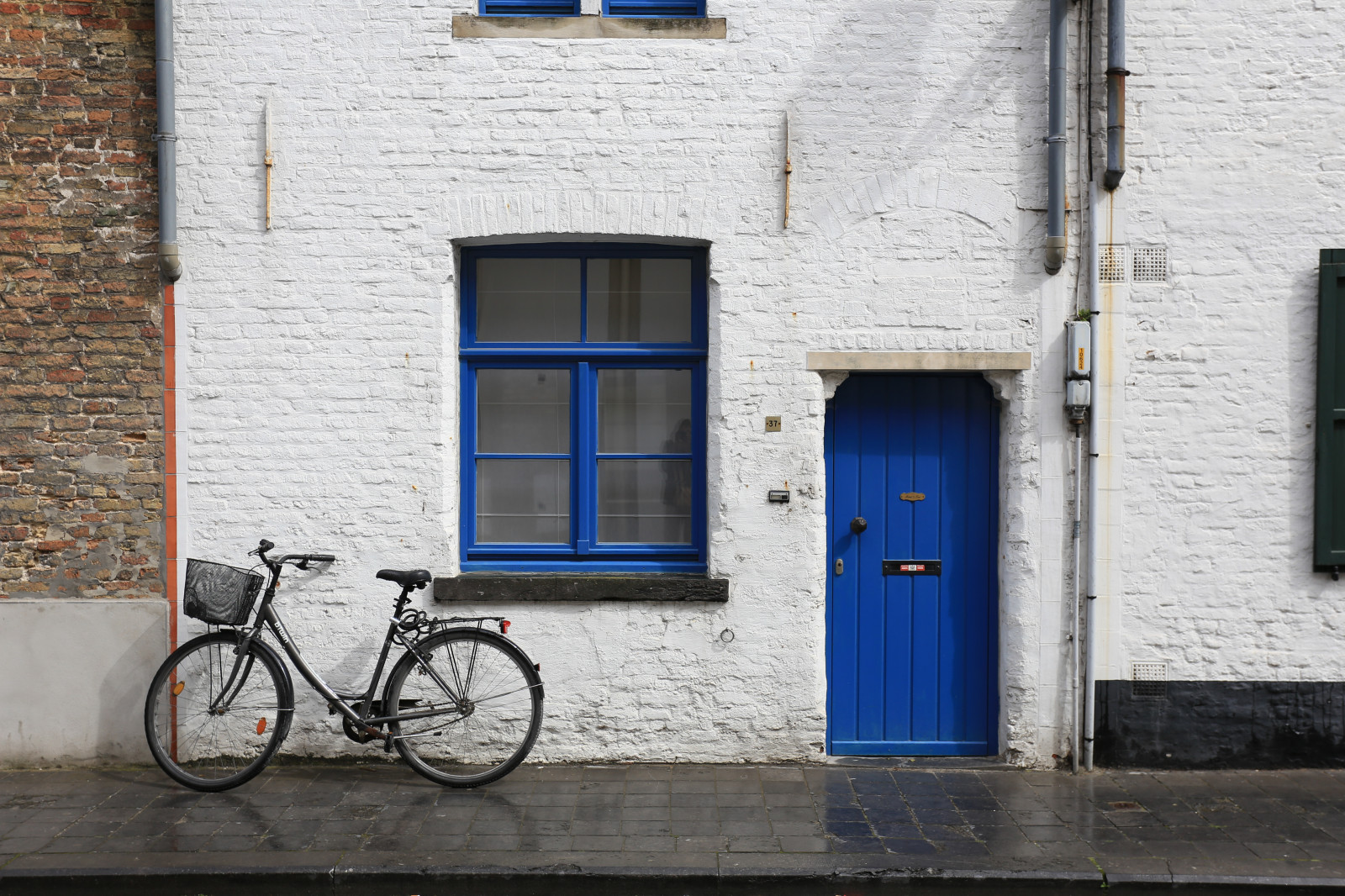 vindue, gade, arkitektur, cykel, bygning, køretøj, væg, vej, hus, blå, Canon, dør, Brugge, Belgien, fredelig, Brugge, gyde, hjem, 6d, Belgisk, facade, 40mm, 1740mm, Flandres