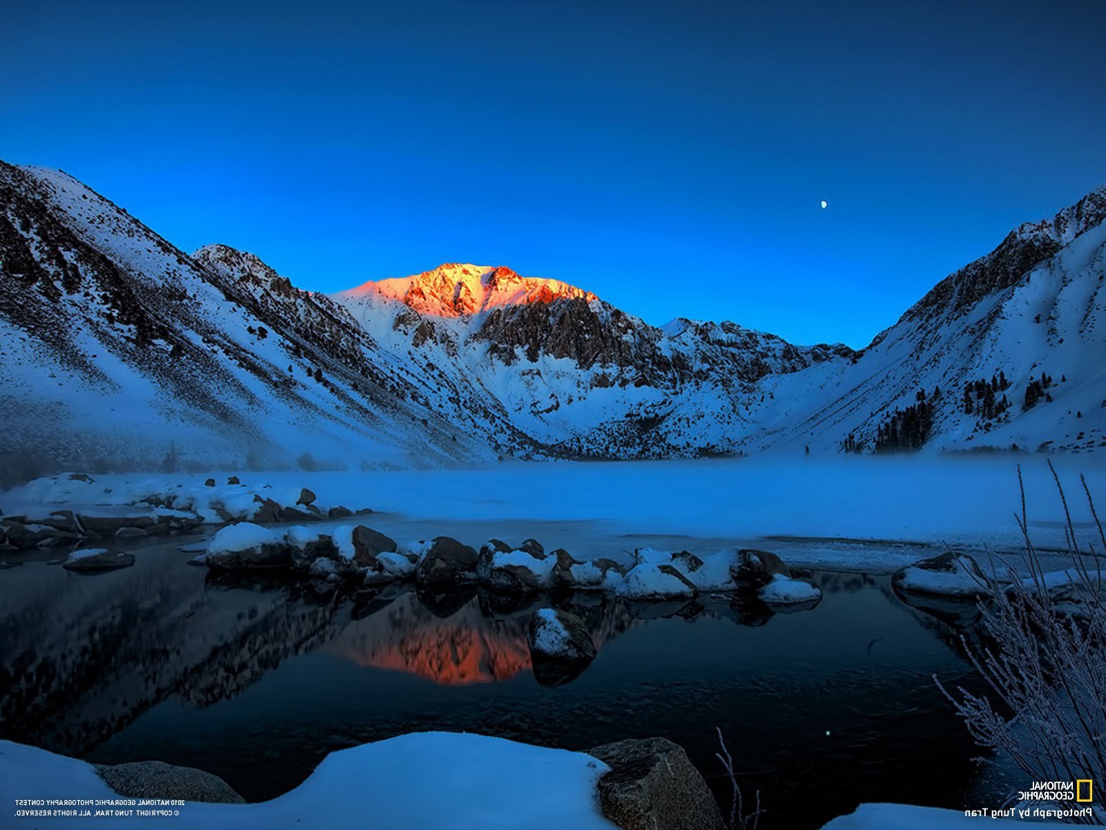 景观, 湖, 性质, 反射, 雪, 冬季, 日出, 荒野, 北极, 黄昏, 阿尔卑斯山, 山, 天气, 黎明, 季节, 1600x1200像素, 电脑壁纸, 多山地貌, 地质现象, 山脉
