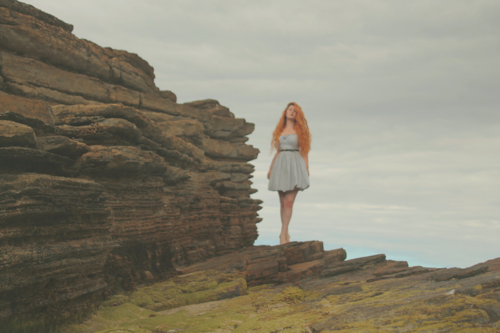 osvětlení, Spojené království, světlo, stín, portrét, oranžový, útes, žena, mlha, autoportrét, Studený, zelená, oko, UMĚNÍ, Angličtina, podzim, mě, dívka, tvář, déšť, mlhavý, mlha, já, pusa, temný, vlasy, moje maličkost, ostrov, nos, fotografování, oči, Orkneje, skály, řasy, Duch, rok, dech, mladý, mlhavý, skřítek, rty, příběh, Dospívající, víla, deštivý, fotografie, okraj, teenager, ret, Zůstatek, 365, Pojem, Pojmový, obočí, dospívající, riskantní, 365 dnů, orkadian, pokuta