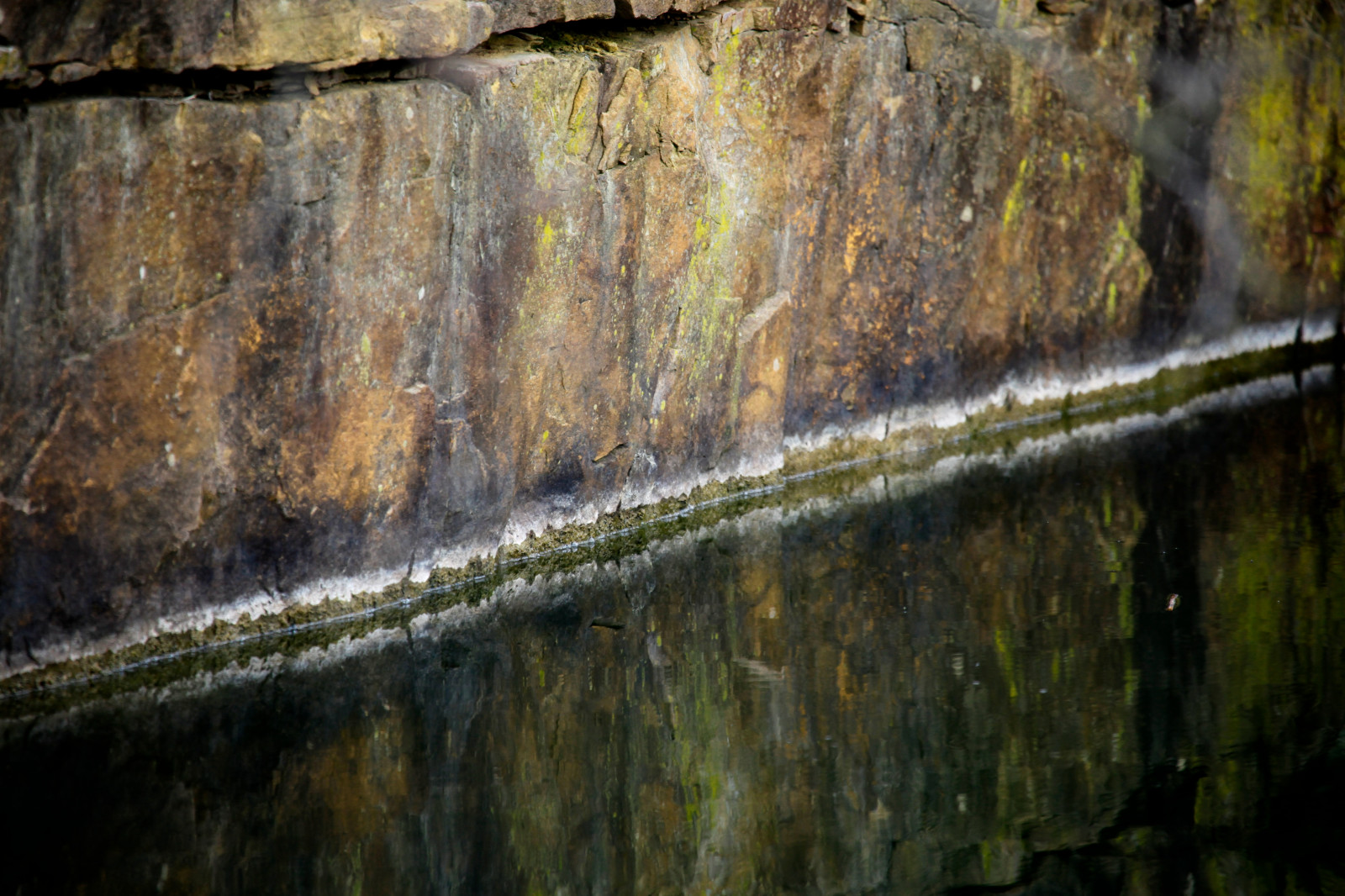 sollys, sø, vand, klippe, natur, afspejling, væg, træ, grøn, klint, Canon, struktur, Danmark, dannelse, KUNST, Terræn, træ, blad, natur, danmark, materiale, bornholm, nex, neks, s, eos, 5dmkii, vandveje, Klippe, Vand