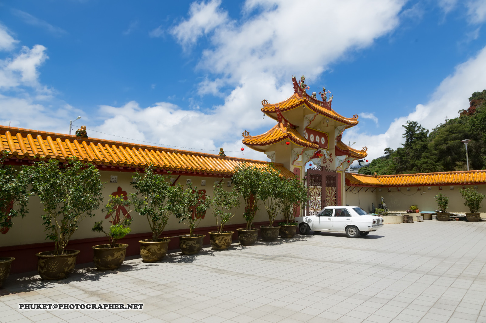 chrám, starý, zahrada, ulice, architektura, kopec, jezero, voda, budova, Červené, nebe, park, motocykl, Cestovní ruch, modrý, letovisko, tropický, ostrov, Honda, Malajsie, kostel, zlato, jasný, Sam, svatyně, klášter, palác, dovolená, majetek, barva, mrak, cestovat, den, hora, vlna, povrch, hledisko, phuket, moto, cameron, vrchovina, provincie, penang, PCX, obratník, místo, POH, buddism, místo uctívání, zábavní park