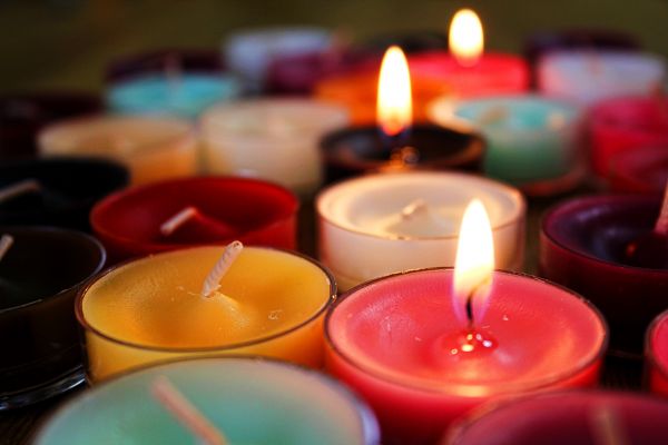 candle,flame,wick,wax