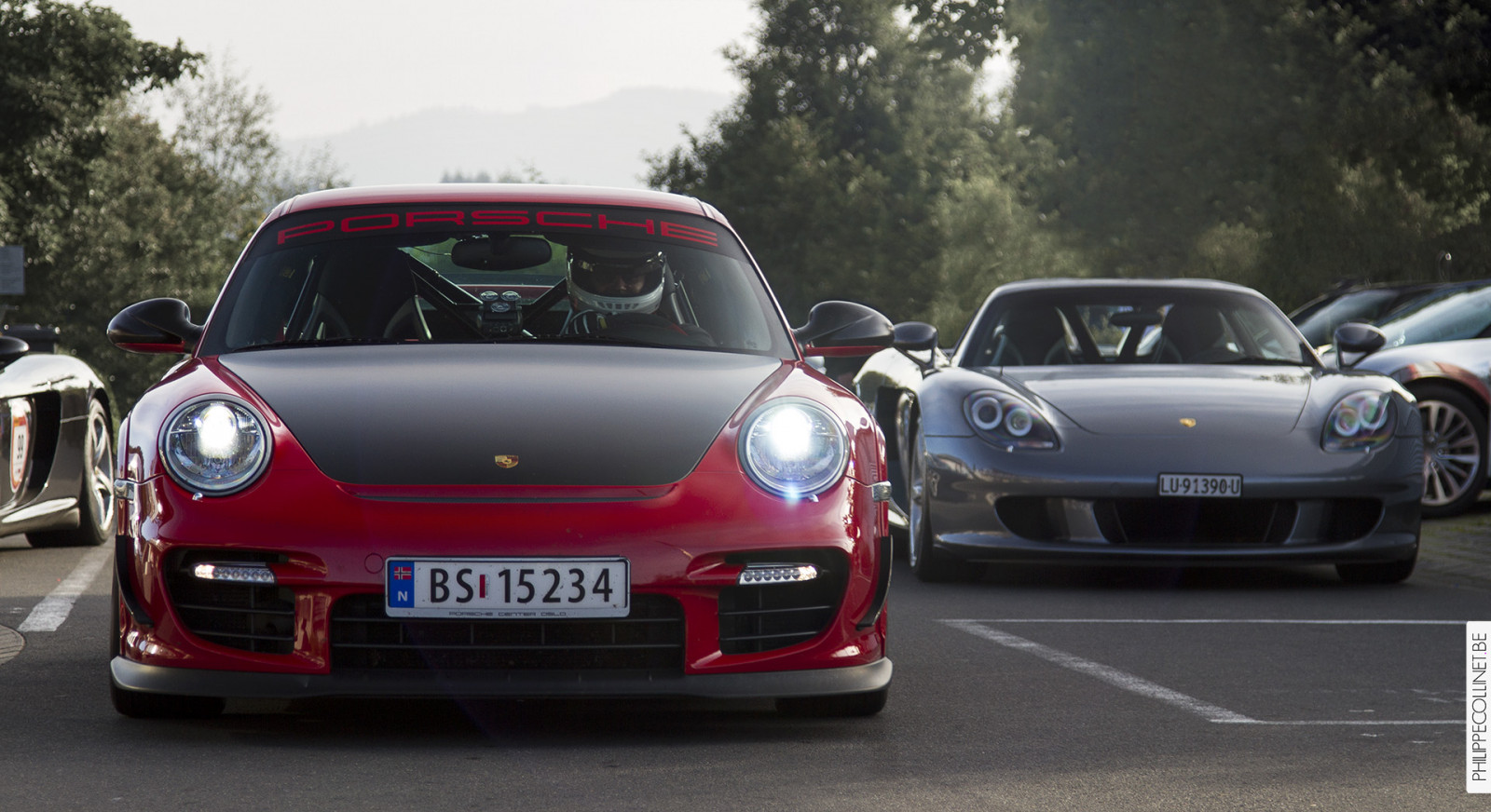 Černá, ulice, auto, Červené, vozidlo, silnice, fotografování, Šedá, Porsche, Porsche 911, sportovní auto, Bugatti, kupé, chróm, Konvertibilní, výkon auta, Hypercar, růž, Nurburgring, GT2, Porsche Carrera GT, Porsche Boxster, Porsche Cayman, Porsche 911 GT2, 911, 24105, 24.105 litrů, cars, okraj, superauto, rs, 7d, canon7d, schwarz, 24105 mm, výhradní, Závodní, Veyron, Nordschleife, eos7d, omezený, gris, CGT, krucifix, zwart, canoneos7d, pozemní vozidla, automobilového designu, automobilový exteriér, luxusní vůz, rodinný vůz, motorové vozidlo, osobní luxusní automobil, městské auto, střední velikost auta, GRIJS, gt2rs, canonef24105lf4isusm, carreragt, Philippecollinetphotography, Pursang, Thegreenhell, Canonef24105lisusm, Gtevents, Bugattiveyronpursang, Porschegt2rs