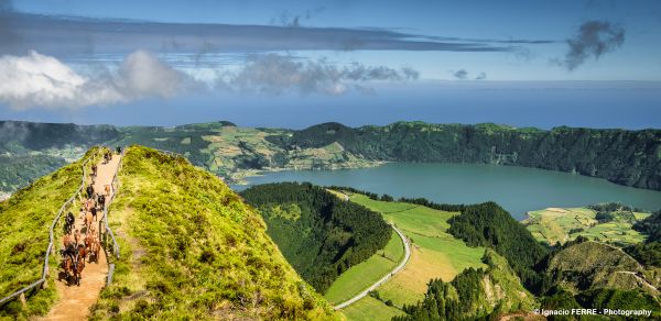 landscape,hill,nature,sky,lake,water