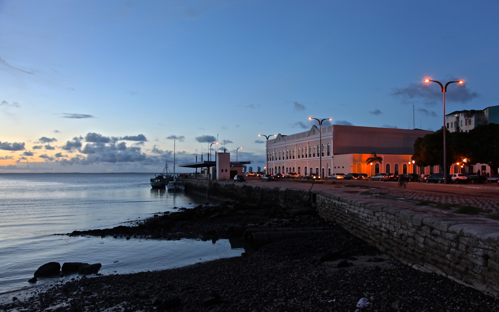 město, modrý, západ slunce, moře, Brazílie, přímořská krajina, odraz, budova, cars, luz, Latinská Amerika, Jižní Amerika, auto, agua, azul, arquitetura, Brasil, architektura, noc, mraky, budovy, odrazy, contraluz, krajina, lodě, mar, kobyla, Barco, loď, fotograf, nightshot, Barcos, CEU, historický, hodina, hora, Carros, contraste, nuvens, Carro, noite, luzes, bluehour, reflexo, reflexos, Ilha, stará budova, Fotografo, Gettyimages, predios, maranh o, Baia, Nordeste, Fotonoturna, Cais, americadosul, Ilhadoamor, Ba ades omarcos, oceanoatlantico, Cidadehist rica, Pr diosantigos, rep blicafederativadobrasil, horaazul, Pr dioantigo, canoneos5dmarkii, Caisdapraiagrande, Saolu s, Franciscoaragao, Ilhadesaoluisdomaranhao