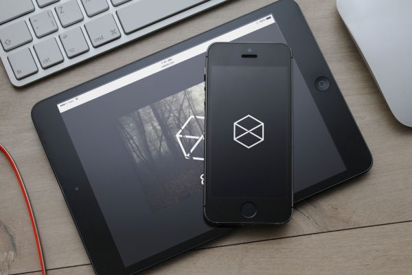 5184x3456 px, iPad, iPhone, iPhone 5S, keyboards, technology