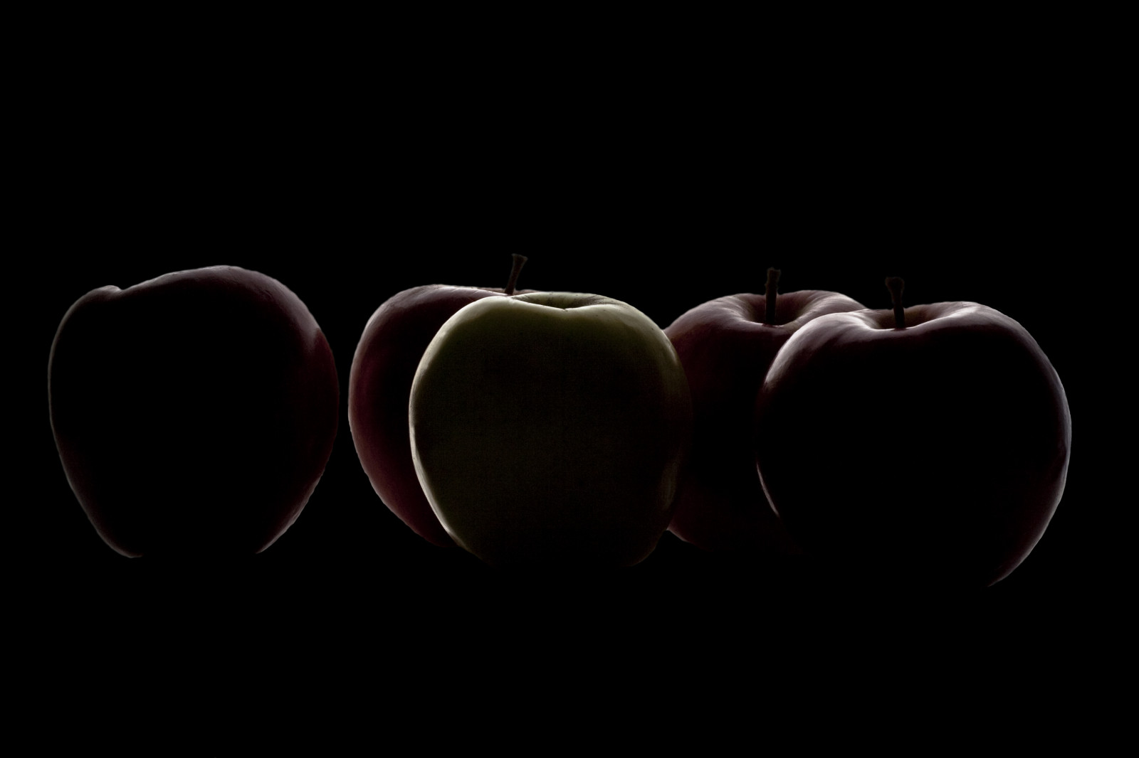 Ontario, Kanada, Černá, jablko, ovoce, silueta, blackbackground, ovoce, digitální, Kánon, Studio, eos, rebel, 50mm, Blikat, siluety, jablka, xs, obrys, f18, soo, severní, saultstemarie, northernontario, Algoma, billywilson, strobist
