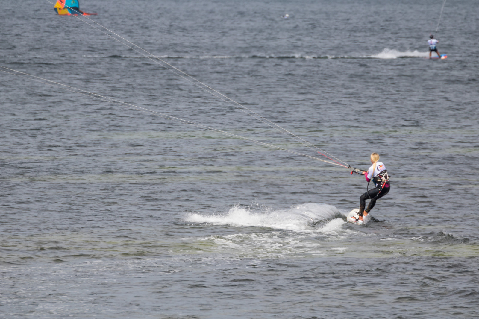 sportovní, moře, vítr, Hračka, wakeboarding, kitesurfing, vlna, Ribersborg, ribban, resund, hav, Malmo, t vling, exif modelu canoneos760d, geocountry, Kamera aby kánon, geocity, Model fotoaparátu canoneos760d, geostate, geolocation, exif aby kánon, EXIF otvor 71, EXIF isospeed 125, EXIF ef70300mmf456lisusm čočka, soutěž, redbullbattleofthesund, kiteboarder, exif focallength 300mm, lodičky, mořská vlna, extrémní sport, boardové sporty, vodní sport, individuální sporty, povrchové vodní sporty, Windsports, kite sporty