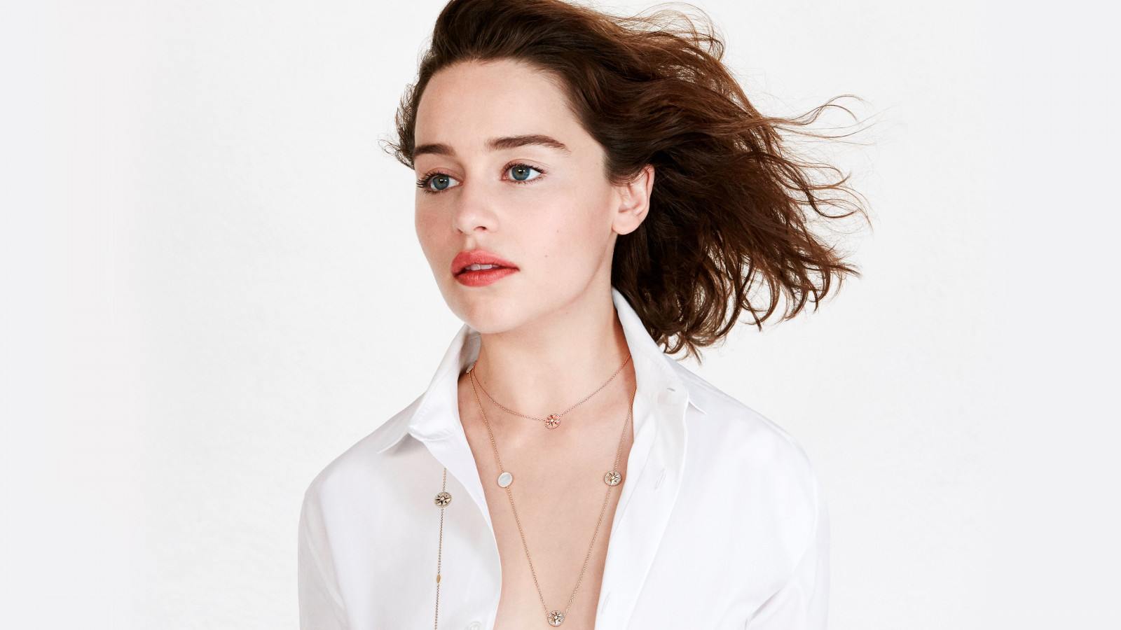 tvář, bílý, ženy, model, portrét, dlouhé vlasy, bruneta, zelené oči, fotografování, zpěvák, herečka, černé vlasy, móda, vlasy, Emilia Clarke, nos, jaro, kůže, hlava, supermodelka, krása, oko, ret, účes, portrétní fotografie, focení, hnědé vlasy, obočí