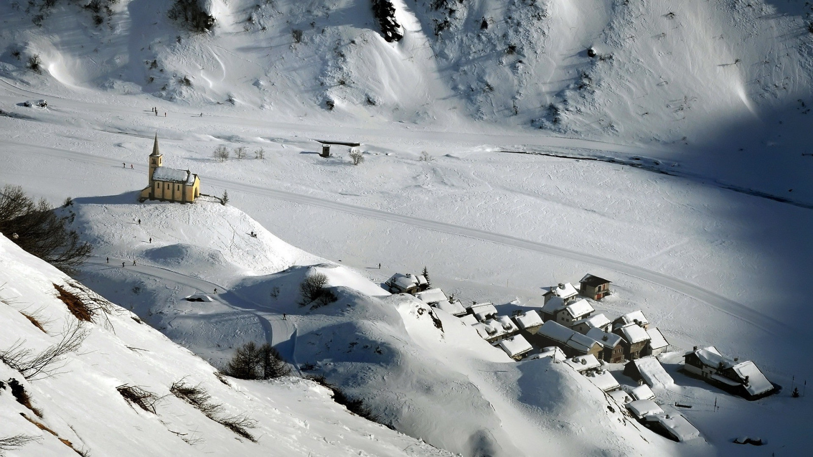 Wallpaper trees, landscape, people, hill, nature, shadow, snow, house