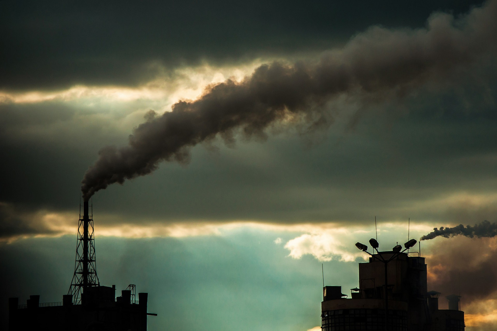 Wallpaper sunlight, sunset, cityscape, sky, clouds, smoke, sunrise