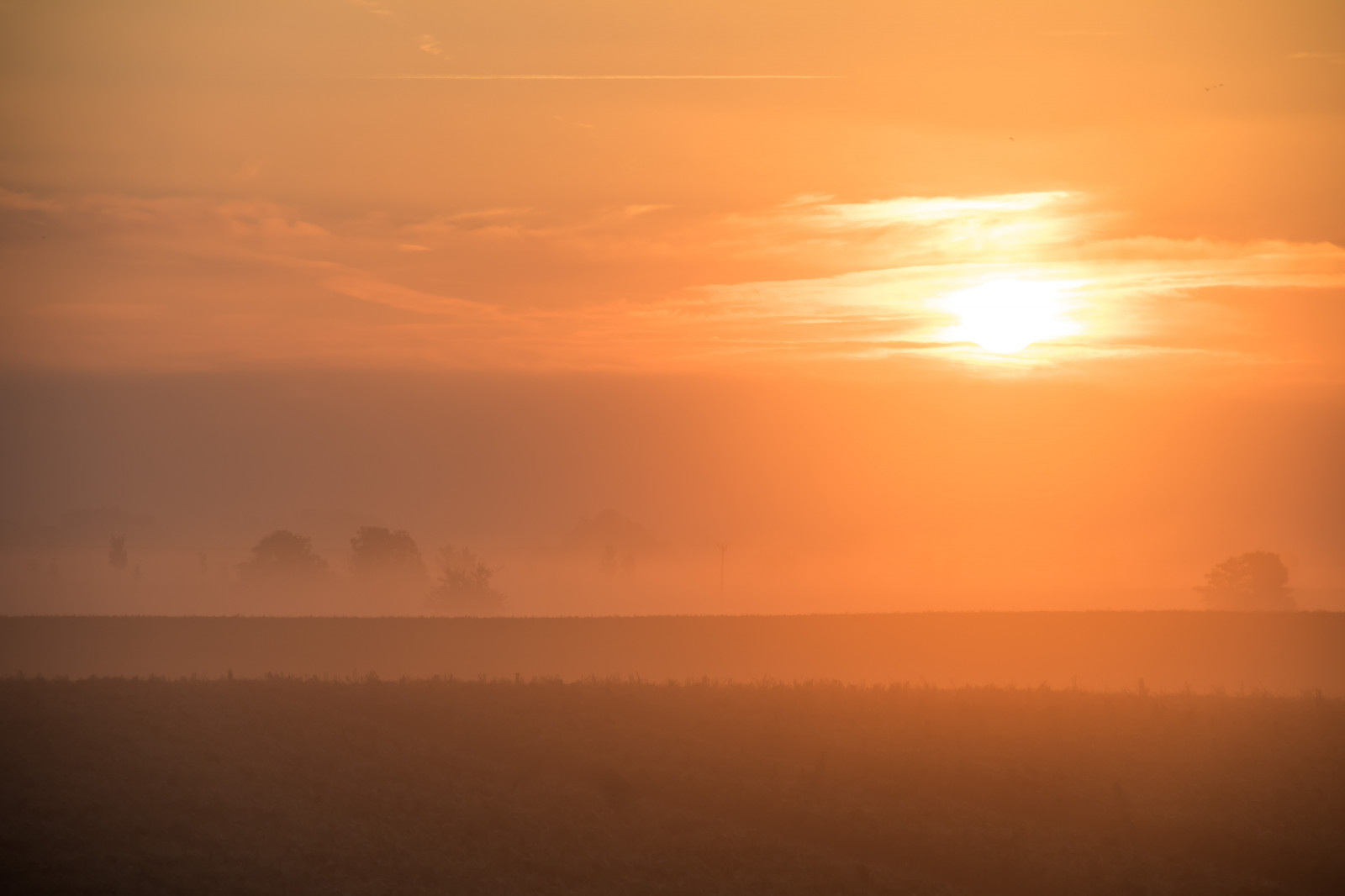 slunečnímu záření, krajina, západ slunce, moře, nebe, svítání, večer, ráno, mlha, slunce, horizont, atmosféra, soumrak, opar, mrak, mlha, svítání, dimma, venkov, landsbygd, soluppg ng, s dersl tt, landskap, gryning, exif modelu canoneos760d, geocountry, Kamera aby kánon, geocity, Model fotoaparátu canoneos760d, geostate, geolocation, EXIF čočka efs18200mmf3556is, exif aby kánon, EXIF isospeed 100, EXIF otvor 71, exif focallength 140mm, morgon, atmosférický jev, odlesk, červená obloha v dopoledních hodinách