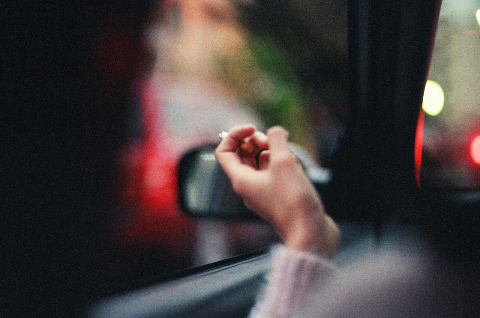 ruka, prst, elektronické zařízení