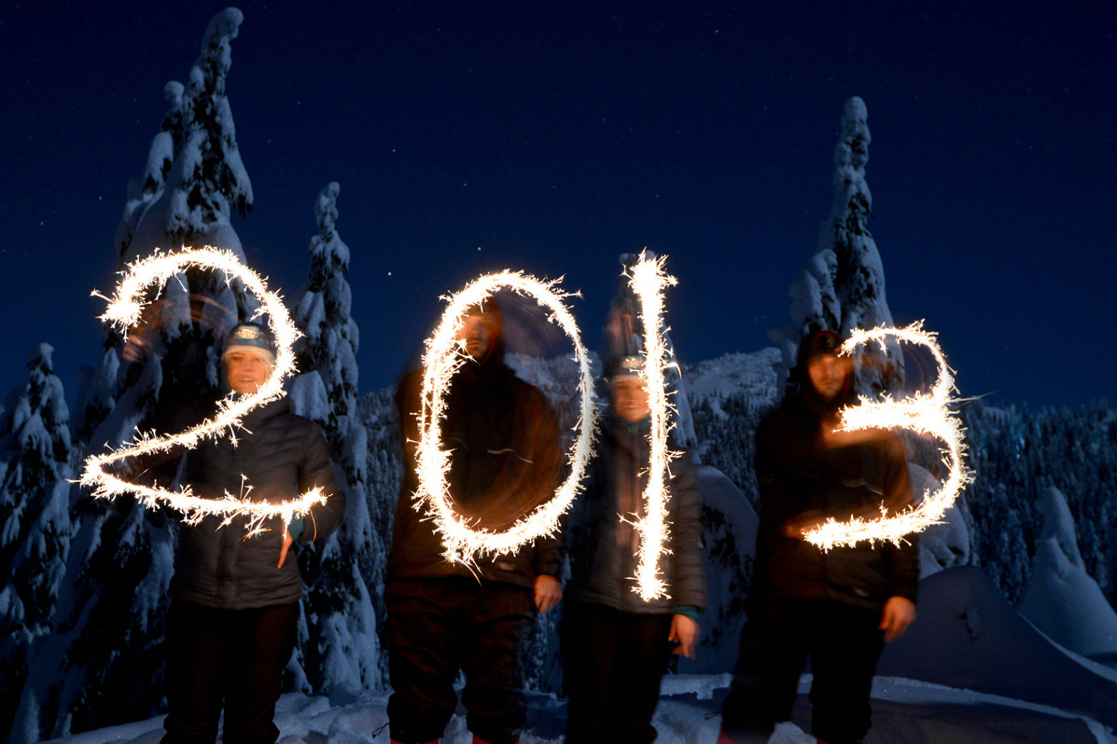 Nový, kempování, zima, Přátelé, světlo, hora, sníh, Kanada, Vancouver, malování, zábava, šťastný, Nikon, před naším letopočtem, 4, rok, Severní, vrchol, stan, prskavky, čísla, Seymour, přes noc, hezoučký, D600, 2013